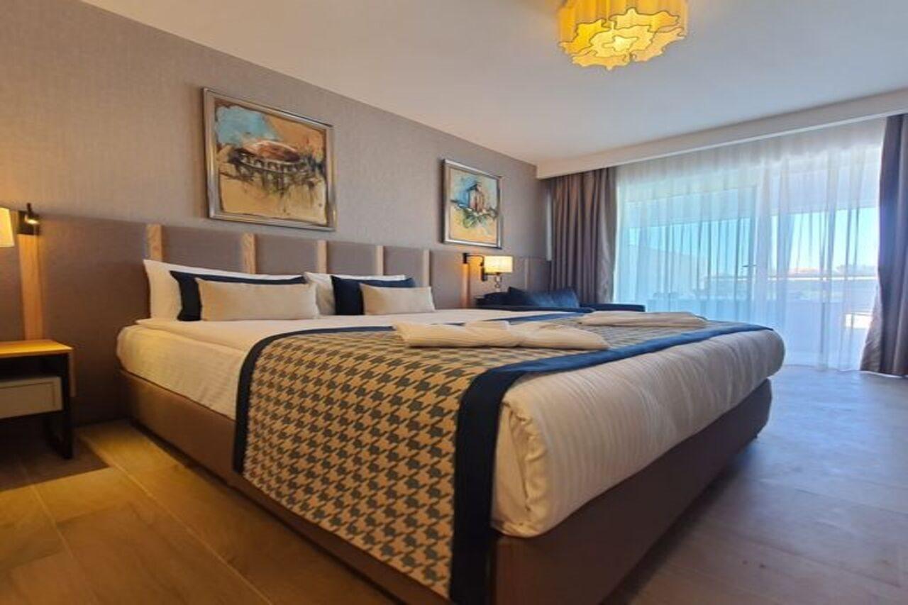 Sunthalia Hotels And Resorts Анталия Екстериор снимка